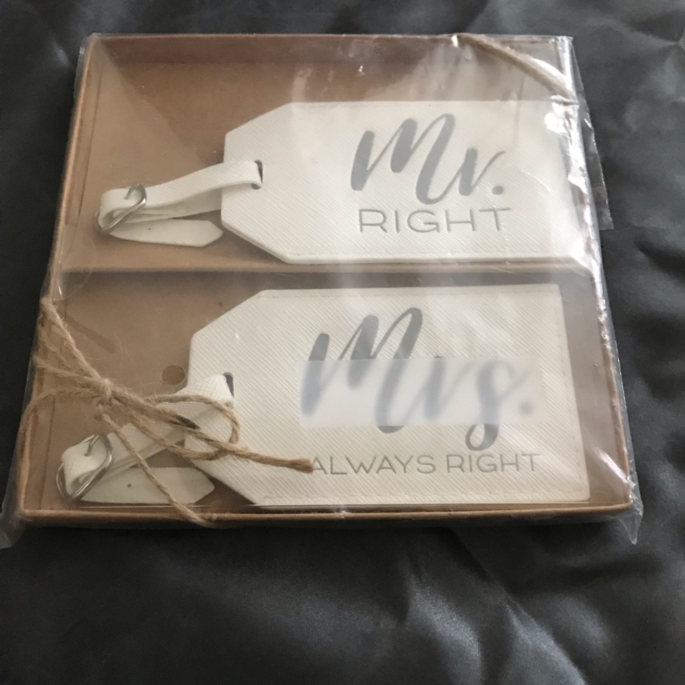 Luggage tags Mr Right and Mrs Always Right luggage tag set.